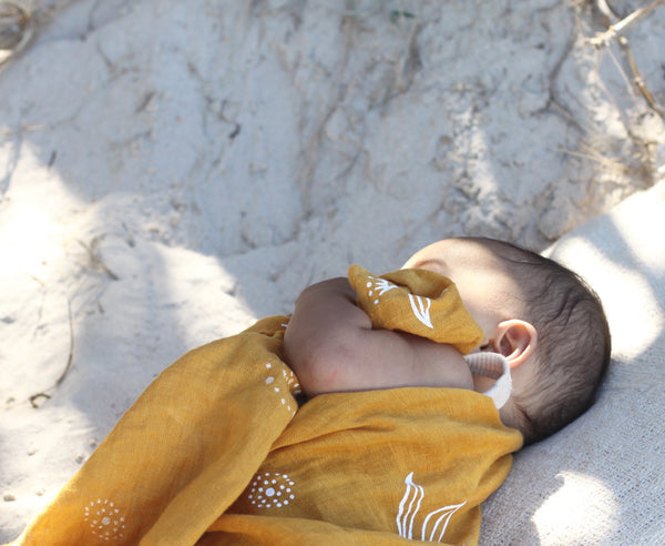 Gumnut Dreaming Multifunctional Wrap