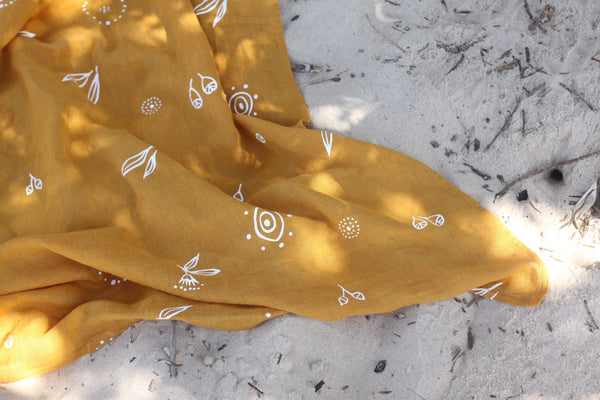 Gumnut Dreaming Multifunctional Wrap